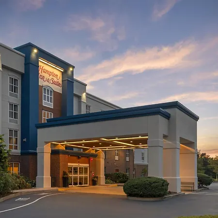 Hampton Inn & Suites By Hilton Plymouth-2